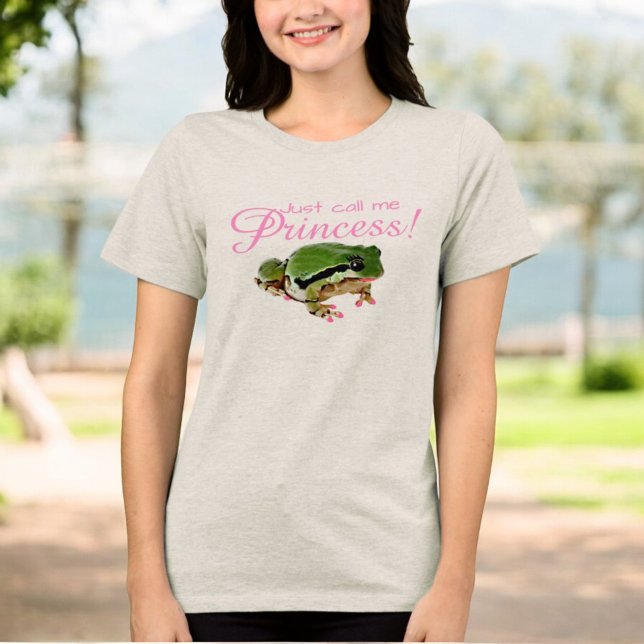 Humoraler Frosch Princess Pink Nails Lipstick Tri-Blend Shirt (tee shirt front design)