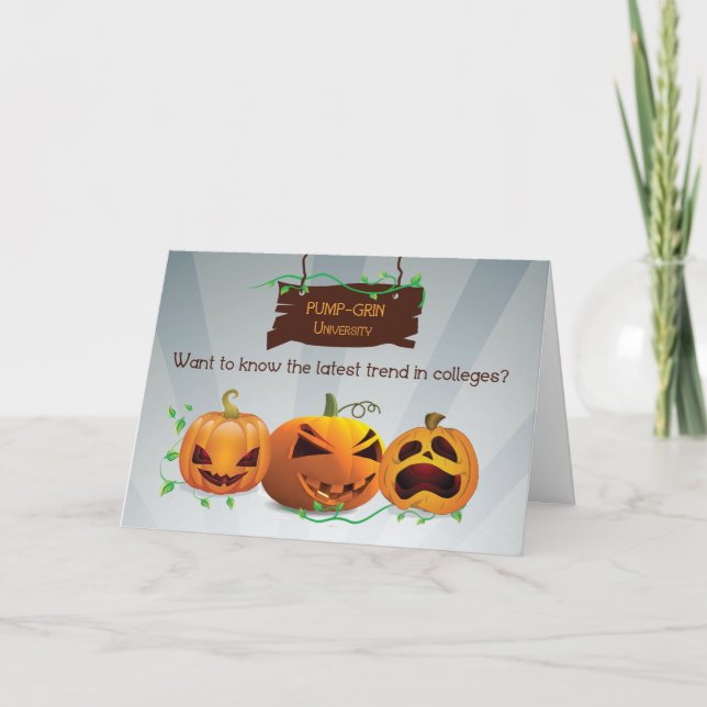 Humorvoll für Uni-Studenten-Halloween-Kürbise Karte (Vorderseite)