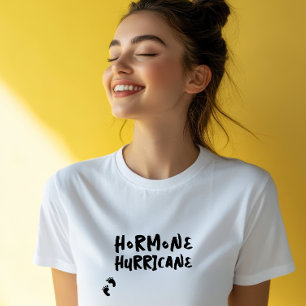 Humorvoll schwangerschaft baby fingerabdruck schwa T-Shirt