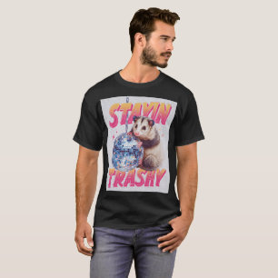 Humorvolle Disco-Opossum-Typografie-Grafik T-Shirt