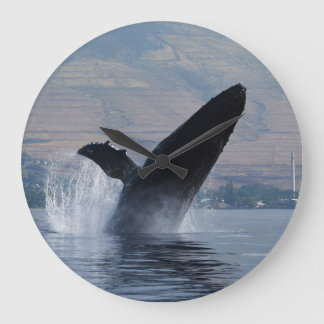 humpback whale breaching große wanduhr