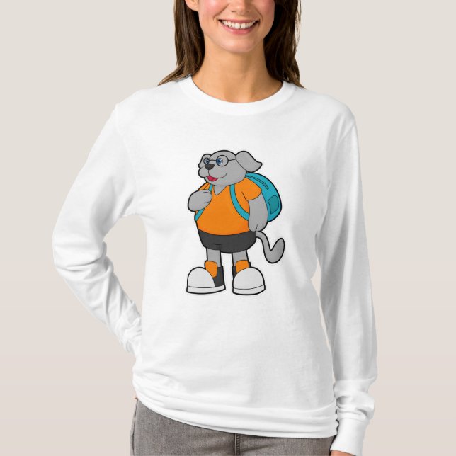 Hund als Hiker mit Rucksack T-Shirt (Vorderseite)