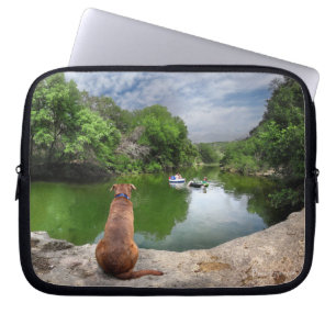 Hund bei Barton Creek - Austin Texas Laptopschutzhülle
