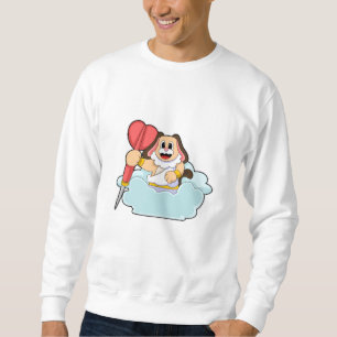 Hund bei Darts mit Dart Sweatshirt