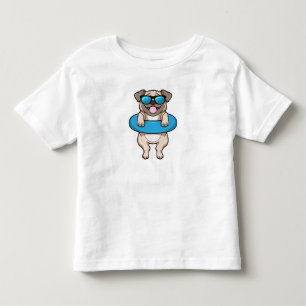 Hund beim Baden mit Schwimmring Kleinkind T-shirt
