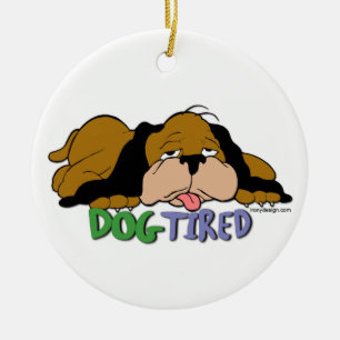 Hund ermüdet keramikornament