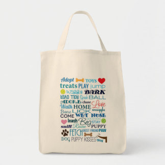 Hund fasst Tasche ab