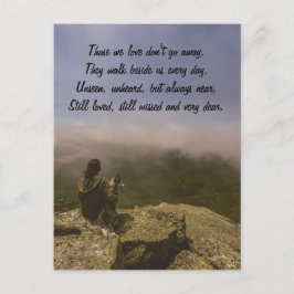 Hund und Frau auf einem Rocky Bluff Postkarte