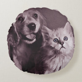 Hund und Katze, Personalisiert nachsehen Rundes Kissen