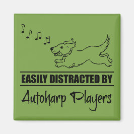 Hund wird von Autoharp-Spielern leicht abgelenkt Magnet