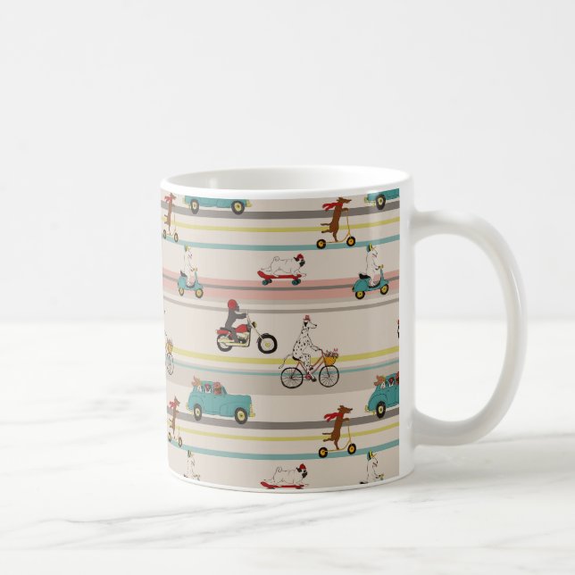 Hunde, die sich im Fahrzeugmuster bewegen Kaffeetasse (Rechts)