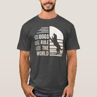Hunde herrschen in der Familie von Freunden T-Shirt