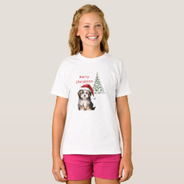 Hunde sitzen mit Weihnachtsbaum im Hintergrund T-Shirt