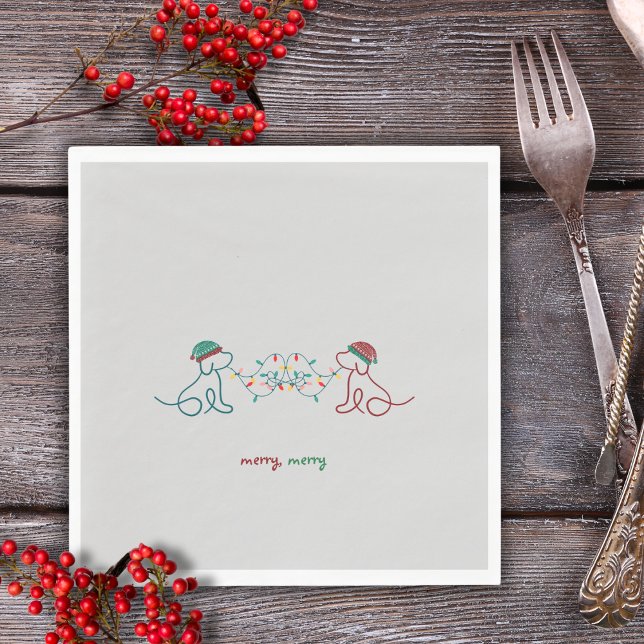 Hunde spielen mit Weihnachtsbeleuchtung Party Napk Serviette (Merry Merry Napkin featuring 2 cute dogs with winter hats and Christmas lights.  Holiday Party Time!)