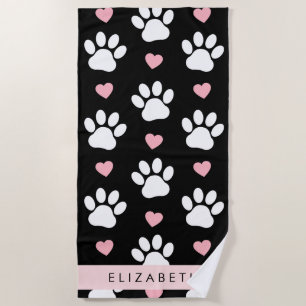 Hundepaws, weiße Paws, rosa Herzen, Ihr Name Strandtuch
