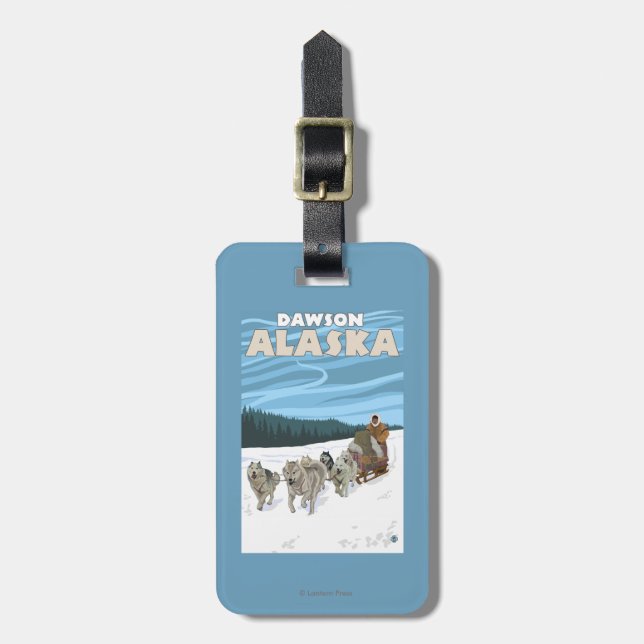 HundeSledding Szene - Dawson, Alaska Gepäckanhänger (Vorderseite vertikal)