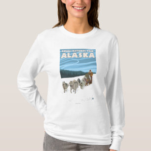 HundeSledding Szene - Denali Nationalpark, Alaska T-Shirt