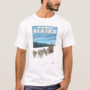 HundeSledding Szene - Skagway, Alaska T-Shirt