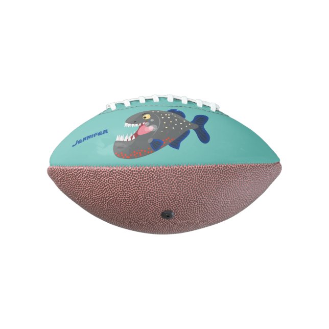 Hungrige lustige Piranha Cartoon Illustration Football (Gedreht 270)