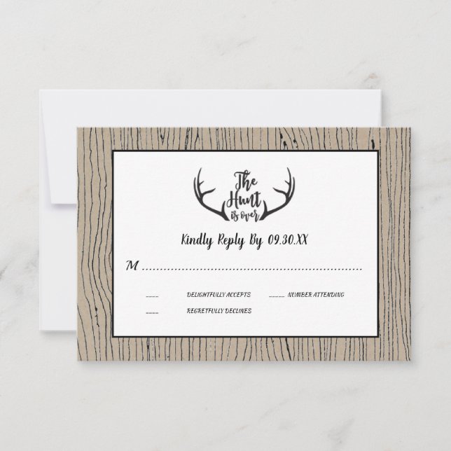 "Hunt is Over" Rustikaler Antler Barnwood Wedding  Einladung (Vorderseite)