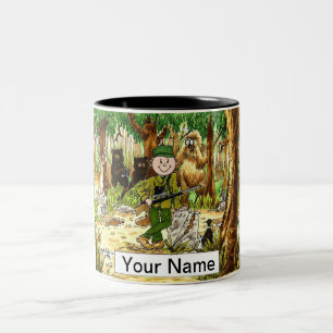 Hunter - Männlicher Cartoon von PrintedPerfection. Zweifarbige Tasse