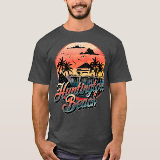 Huntington Beach Pier Vintag Sunset Surfboard Sur T-Shirt