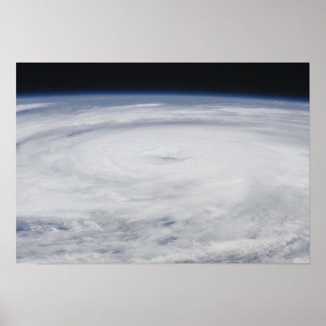 Hurrikan Bill im Atlantischen Ozean Poster (Vorne)