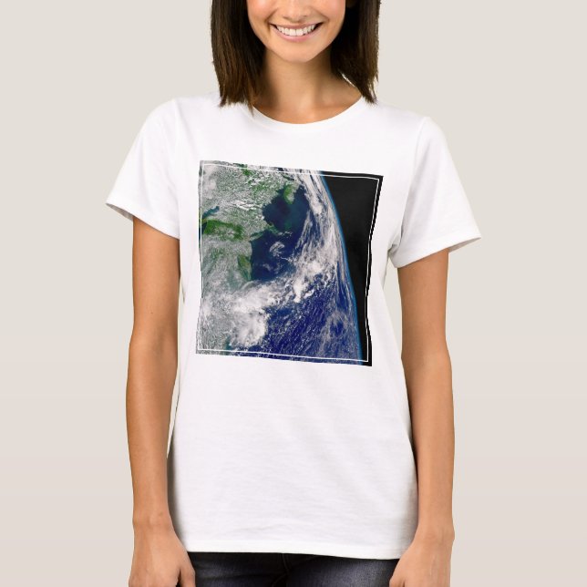 Hurrikan Frances auf einer teilweisen Erde. T-Shirt (Vorderseite)