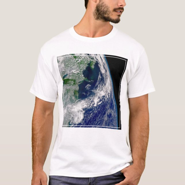 Hurrikan Frances auf einer teilweisen Erde. T-Shirt (Vorderseite)