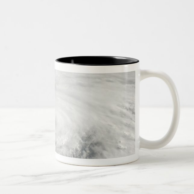 Hurrikan Ike 10 Zweifarbige Tasse (Rechts)