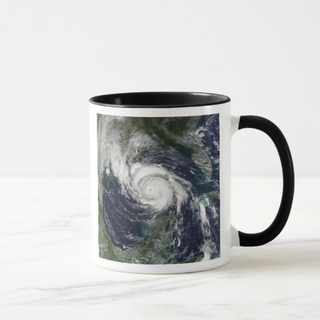 Hurrikan Lili Tasse (Rechts)