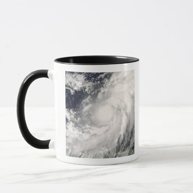 Hurrikan Omar Tasse (Links)