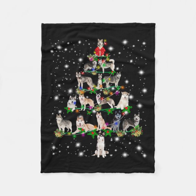 Husky Weihnachtsbaum mit leuchtendem Licht bedeckt Fleecedecke (Vorderseite)