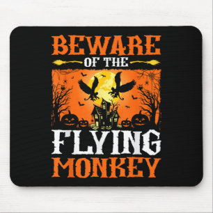 Hüten Sie sich vor dem fliegenden Affen Mousepad