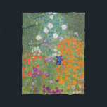 Hütte Gustav Klimt Blumengarten Fleecedecke<br><div class="desc">Ein wunderschönes Gartenbild - das ist ein klassisches Gemälde von Gustav Klimt,  genannt Hütte Garden,  oder Bauergarten,  1907,  das ein nahes Bild eines Blumengartens,  ein buntes Blumengemälde ist.</div>