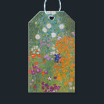 Hütte Gustav Klimt Blumengarten Geschenkanhänger<br><div class="desc">Ein wunderschönes Gartenbild - das ist ein klassisches Gemälde von Gustav Klimt,  genannt Hütte Garden,  oder Bauergarten,  1907,  das ein nahes Bild eines Blumengartens,  ein buntes Blumengemälde ist.</div>