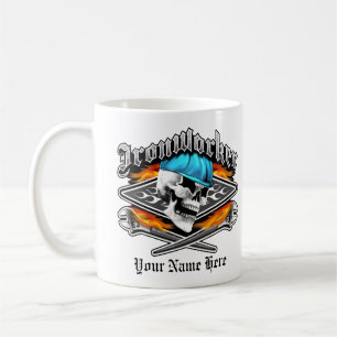 Hüttenarbeiter-Schädel und Flammen gekreuzte Kaffeetasse