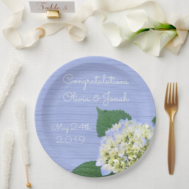 Hydrangea Bloom Blue Wood Grain Wedding Pappteller (Hochzeit)
