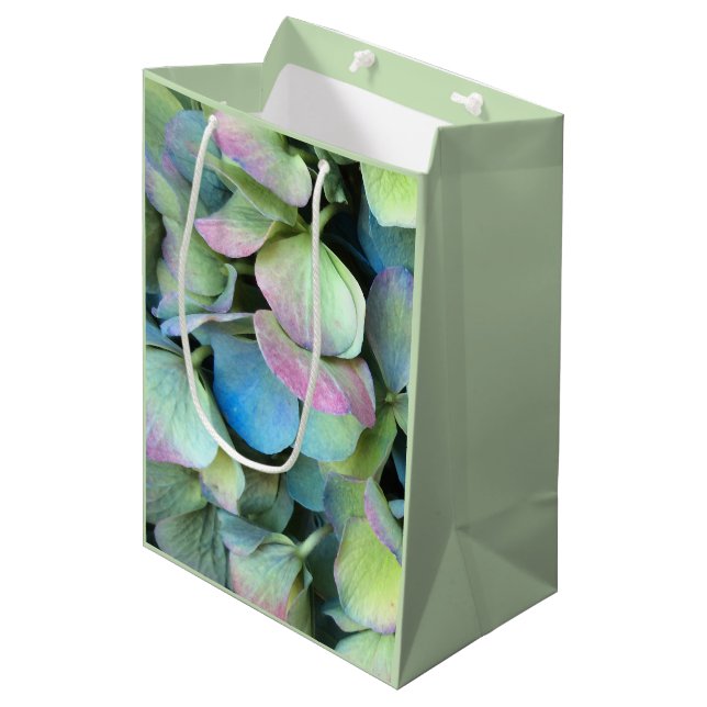 HYDRANGEA mehrfarbige Blätter — Mittlere Geschenktüte (Vorderseite Schrägansicht)