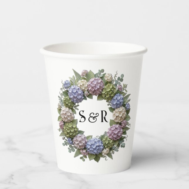 Hydrangea-Monogramm-Kranz-Hochzeit Pappbecher (Vorderseite)