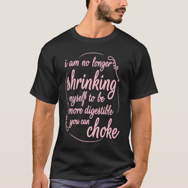 I Am No Longer Shrinking Myself Strawberry Boxing T-Shirt (Vorderseite)
