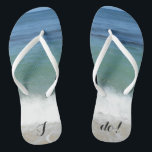 "I do" Tropical Beach Flip Flops<br><div class="desc">Diese Fun Flops sind perfekt für einen Strand oder eine lässige Hochzeit!</div>