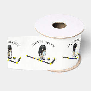 I fertigen Liebehockey mit Stock und Sturzhelm Ripsband