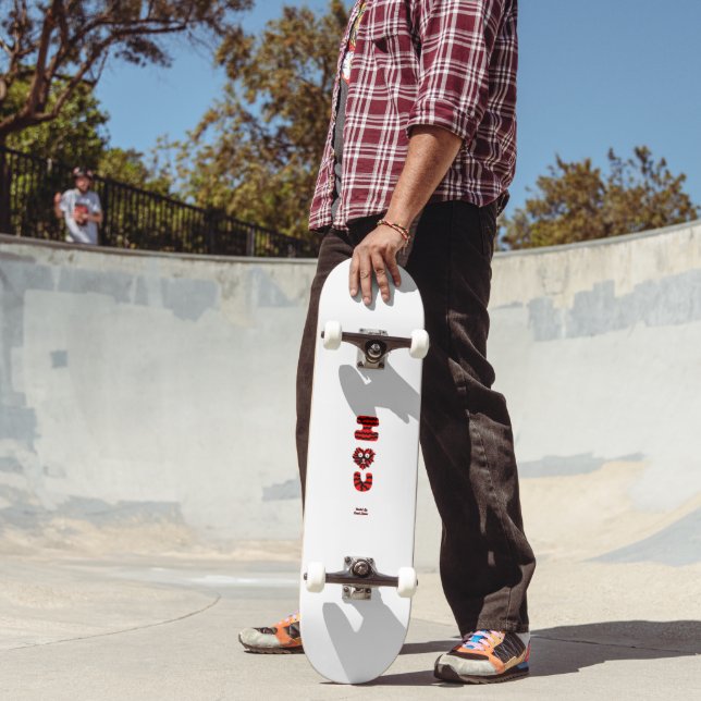 I Fuzzy U Skateboard (Extérieur 2)