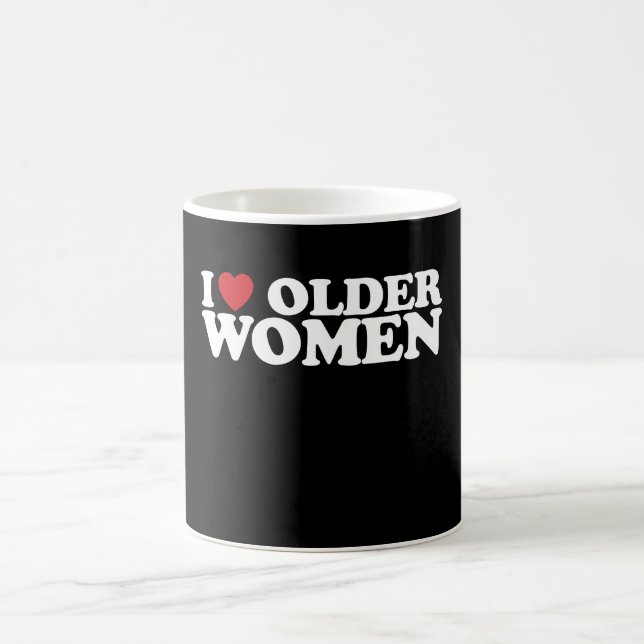 I Liebe Ältere Frauen Ich Herz Groovy Kaffeetasse (Mittel)
