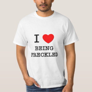 I Liebe, die sommersprossig ist T-Shirt