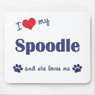 I Liebe mein Spoodle (weiblicher Hund) Mousepad