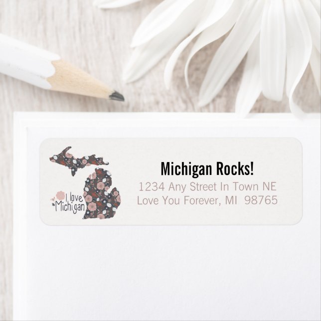I Liebe Michigan Playful Floral Pink Brown Black (Insitu)