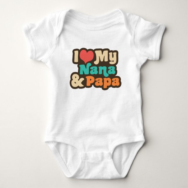 I Liebe My Nana & Papa Baby Strampler (Vorderseite)