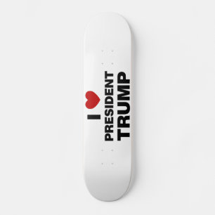 I Liebe Präsident Trump Herz Skateboard